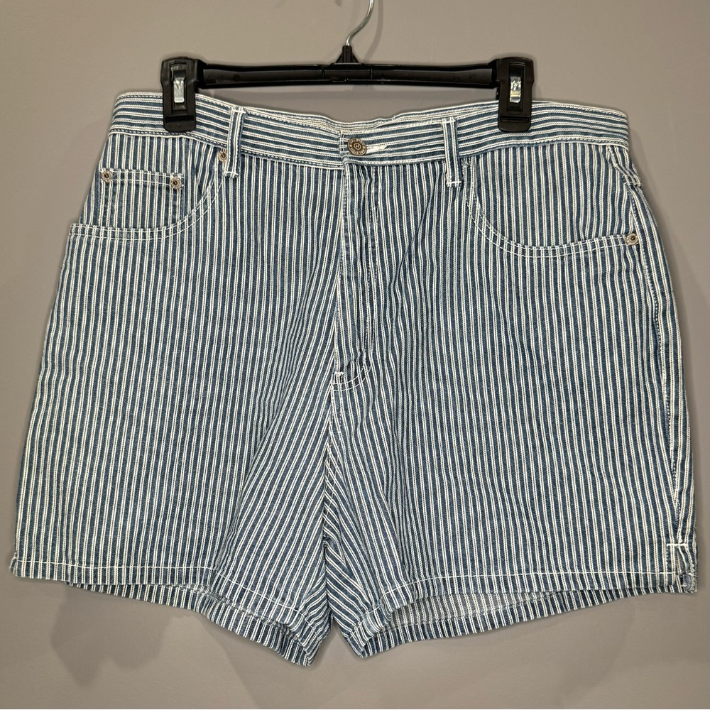 Vintage‎ Halston Jeanswear Blue/White Striped Shorts, 90s/Y2K, Size 16, EUC